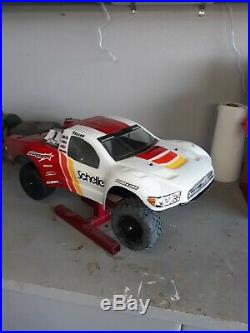 Team Associated SC5M Short Course 1/10 scale rc car with brushless esc and motor